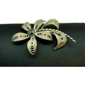 Sterling Silver Woman Brooch Vintage 925 Filigree Detailed Flower 1 1/2" x 2"